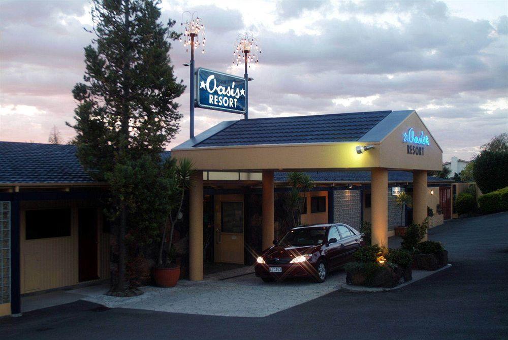 Oasis Beach Motel Taupo Exterior foto